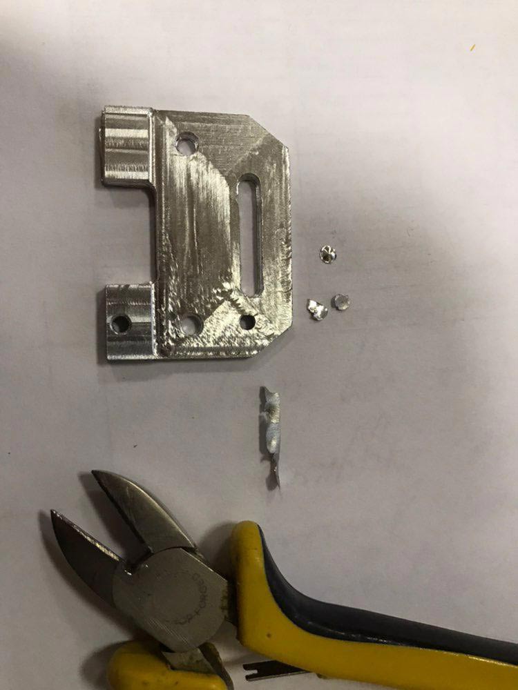 Milling of an aluminium detail with 3D printer SkyOne   7