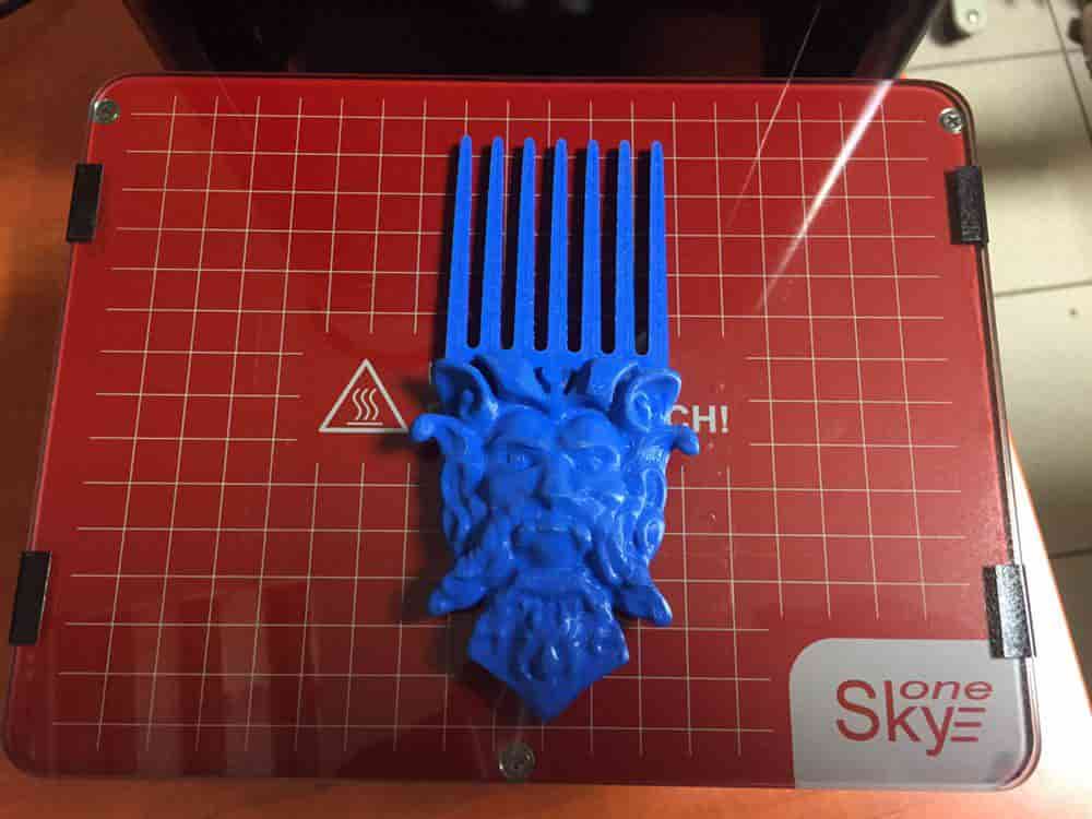 A comb, printed on 3D printer SkyOne 4