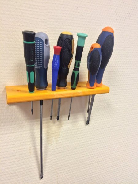 3D printed tool rack with tools